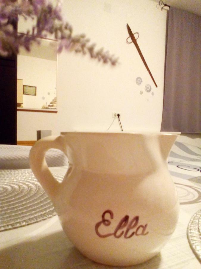 Ella Apartman Póla Kültér fotó